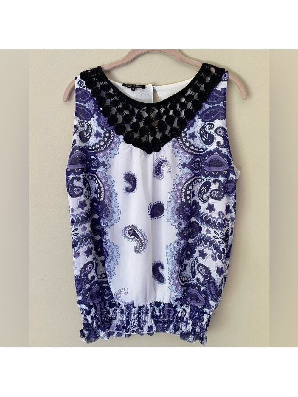 Violet & Claire Purple Paisley Sleeveless Top with Crochet Detail M